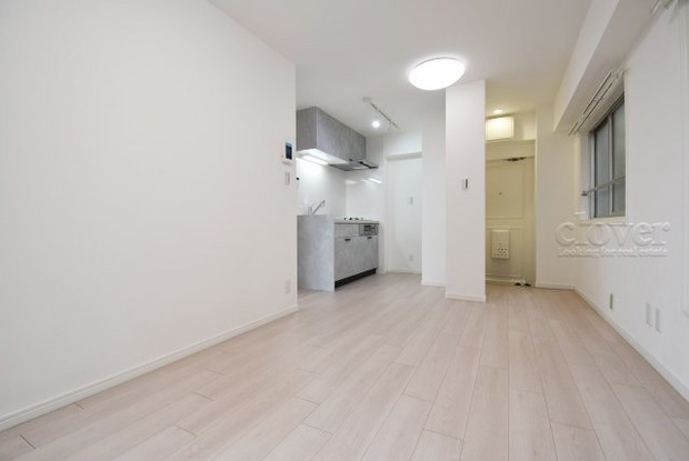 apartment 東京都渋谷区神宮前４丁目11-6　表参道千代田ビル7F