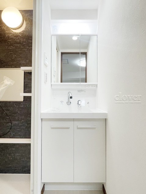 apartment 東京都渋谷区神宮前４丁目11-6　表参道千代田ビル7F