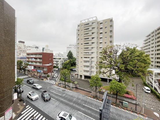 apartment 東京都渋谷区神宮前４丁目11-6　表参道千代田ビル7F