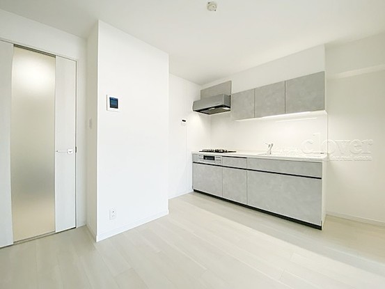apartment 東京都渋谷区神宮前４丁目11-6　表参道千代田ビル7F