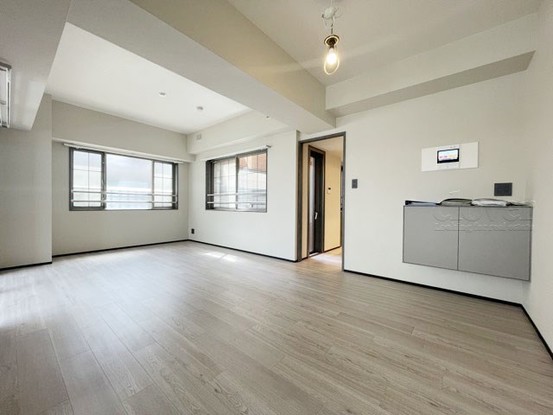 apartment 東京都渋谷区神宮前４丁目11-6　表参道千代田ビル7F