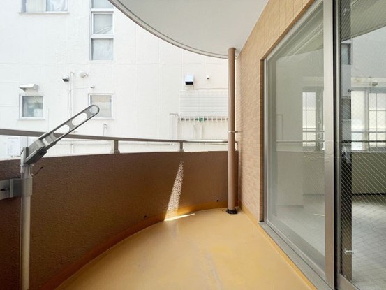 apartment 東京都渋谷区神宮前４丁目11-6　表参道千代田ビル7F