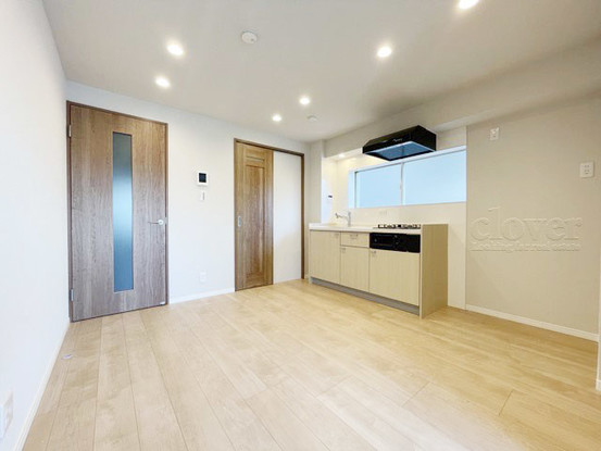 apartment 東京都渋谷区神宮前４丁目11-6　表参道千代田ビル7F