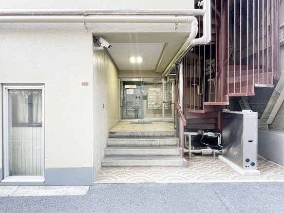 apartment 東京都渋谷区神宮前４丁目11-6　表参道千代田ビル7F