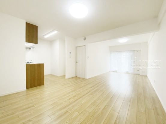 apartment 東京都渋谷区神宮前４丁目11-6　表参道千代田ビル7F