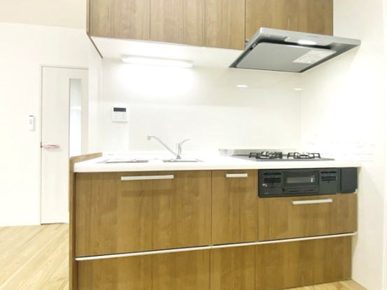 apartment 東京都渋谷区神宮前４丁目11-6　表参道千代田ビル7F