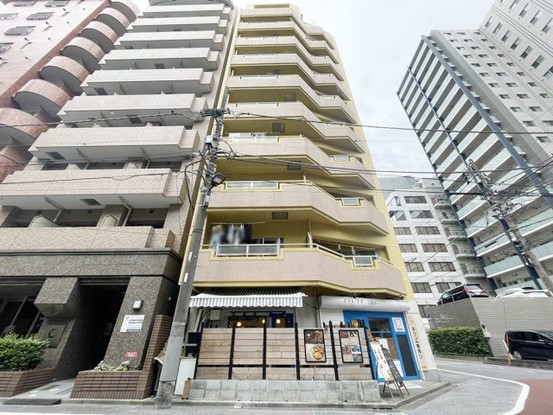 apartment 東京都渋谷区神宮前４丁目11-6　表参道千代田ビル7F