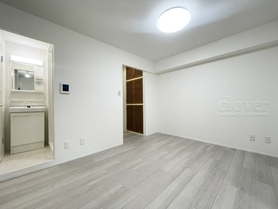 apartment 東京都渋谷区神宮前４丁目11-6　表参道千代田ビル7F