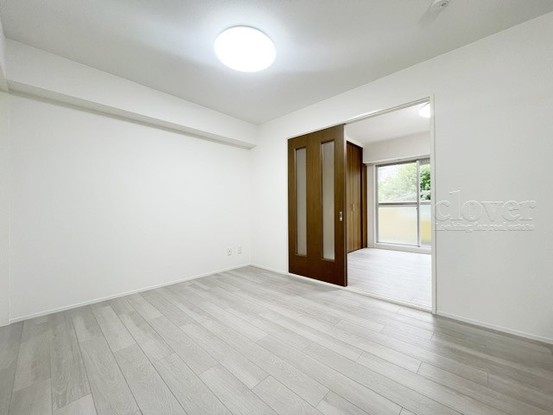 apartment 東京都渋谷区神宮前４丁目11-6　表参道千代田ビル7F