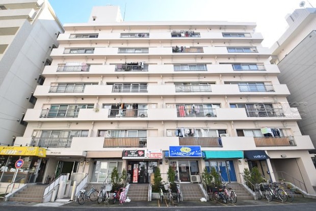 apartment 東京都渋谷区神宮前４丁目11-6　表参道千代田ビル7F