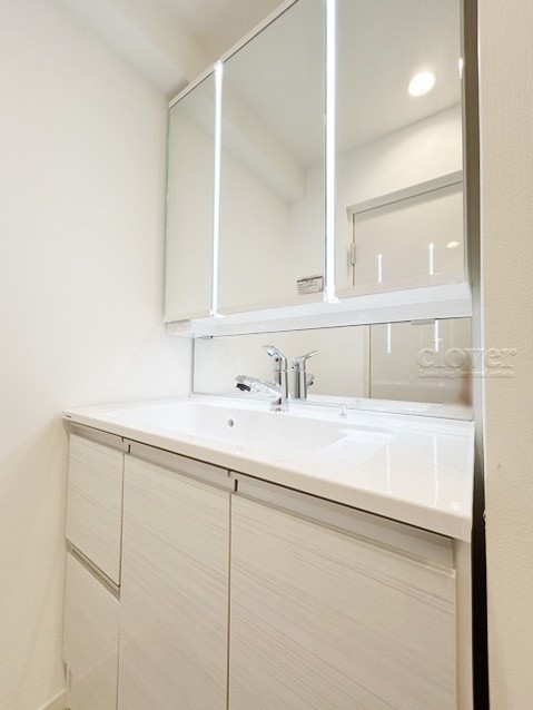 apartment 東京都渋谷区神宮前４丁目11-6　表参道千代田ビル7F