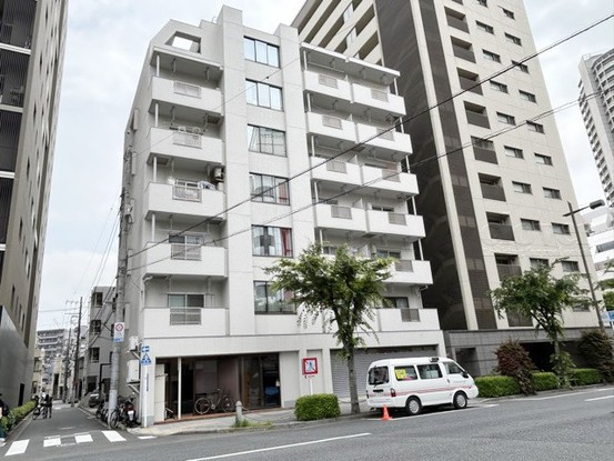 apartment 東京都渋谷区神宮前４丁目11-6　表参道千代田ビル7F