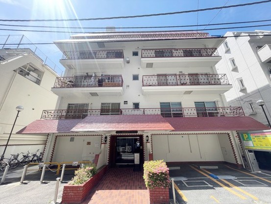 apartment 東京都渋谷区神宮前４丁目11-6　表参道千代田ビル7F