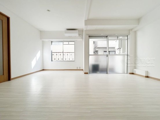 apartment 東京都渋谷区神宮前４丁目11-6　表参道千代田ビル7F