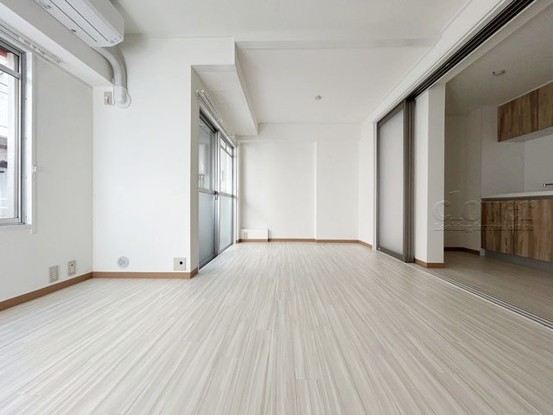 apartment 東京都渋谷区神宮前４丁目11-6　表参道千代田ビル7F