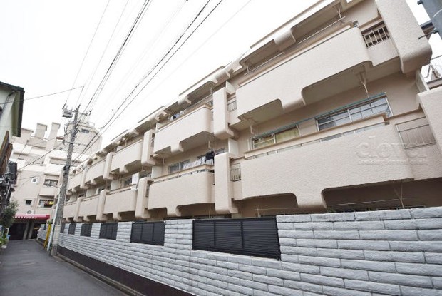 apartment 東京都渋谷区神宮前４丁目11-6　表参道千代田ビル7F