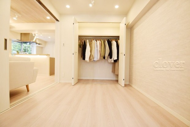 apartment 東京都渋谷区神宮前４丁目11-6　表参道千代田ビル7F
