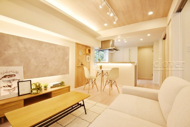apartment 東京都渋谷区神宮前４丁目11-6　表参道千代田ビル7F