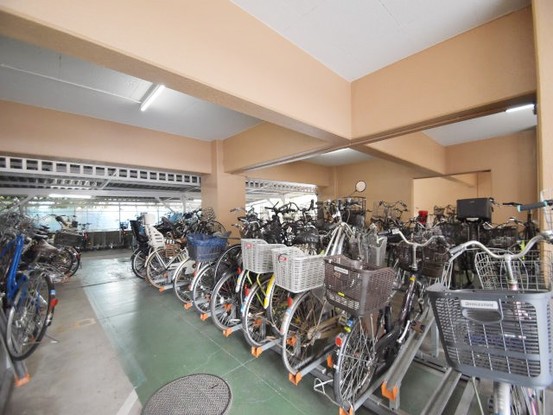 apartment 東京都渋谷区神宮前４丁目11-6　表参道千代田ビル7F