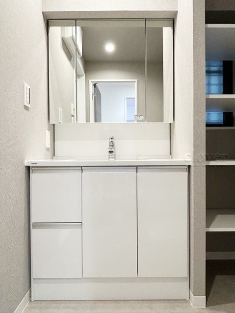 apartment 東京都渋谷区神宮前４丁目11-6　表参道千代田ビル7F