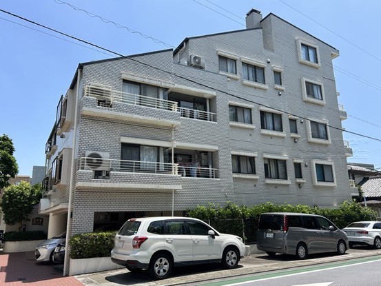 apartment 東京都渋谷区神宮前４丁目11-6　表参道千代田ビル7F