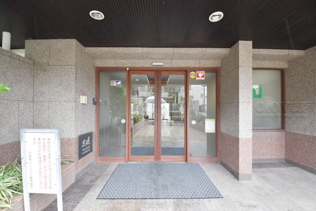 apartment 東京都渋谷区神宮前４丁目11-6　表参道千代田ビル7F