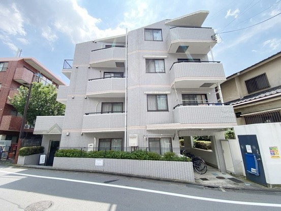 apartment 東京都渋谷区神宮前４丁目11-6　表参道千代田ビル7F