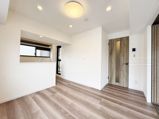 apartment 東京都渋谷区神宮前４丁目11-6　表参道千代田ビル7F