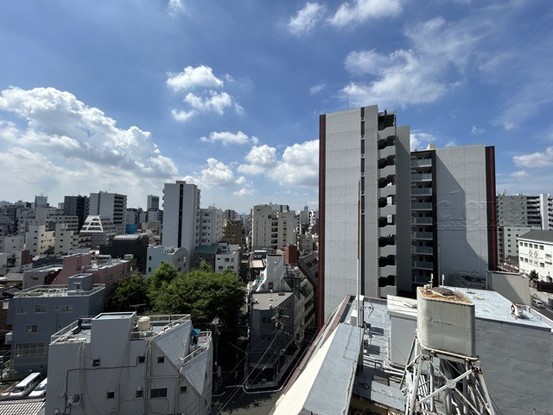 apartment 東京都渋谷区神宮前４丁目11-6　表参道千代田ビル7F