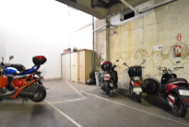 apartment 東京都渋谷区神宮前４丁目11-6　表参道千代田ビル7F