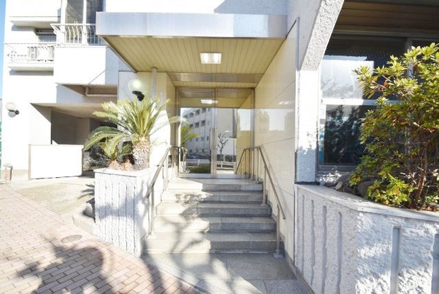 apartment 東京都渋谷区神宮前４丁目11-6　表参道千代田ビル7F