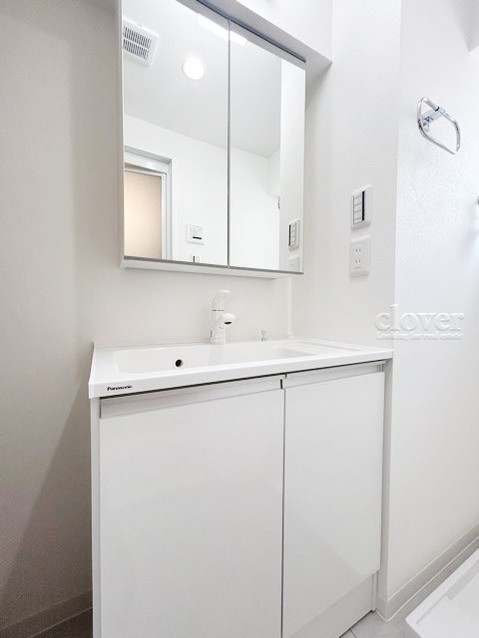 apartment 東京都渋谷区神宮前４丁目11-6　表参道千代田ビル7F