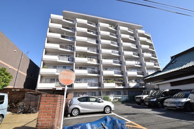 apartment 東京都渋谷区神宮前４丁目11-6　表参道千代田ビル7F