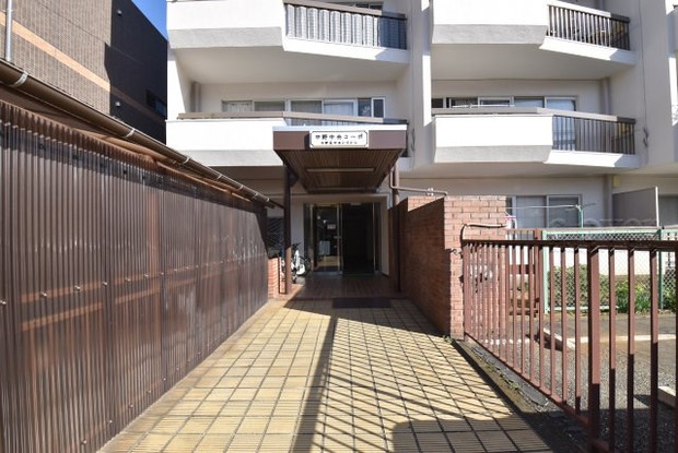 apartment 東京都渋谷区神宮前４丁目11-6　表参道千代田ビル7F