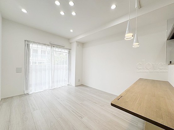 apartment 東京都渋谷区神宮前４丁目11-6　表参道千代田ビル7F