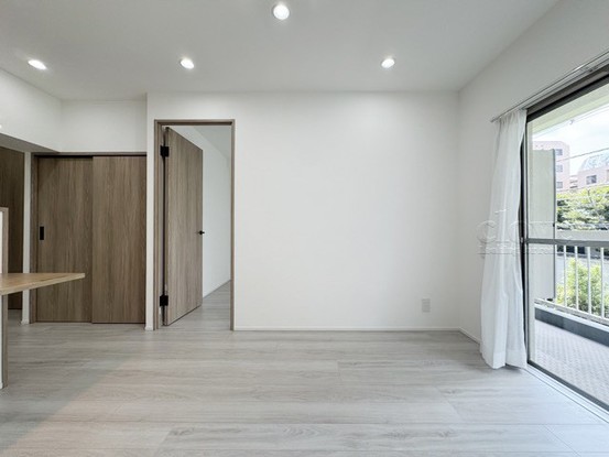 apartment 東京都渋谷区神宮前４丁目11-6　表参道千代田ビル7F