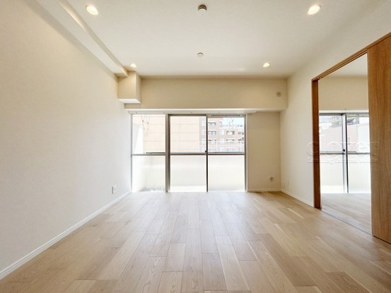 apartment 東京都渋谷区神宮前４丁目11-6　表参道千代田ビル7F