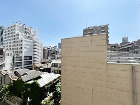 apartment 東京都渋谷区神宮前４丁目11-6　表参道千代田ビル7F