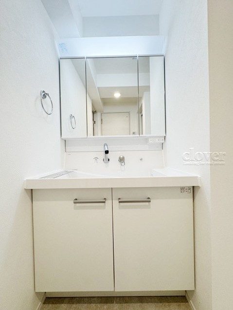 apartment 東京都渋谷区神宮前４丁目11-6　表参道千代田ビル7F