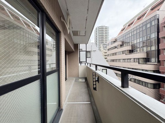 apartment 東京都渋谷区神宮前４丁目11-6　表参道千代田ビル7F