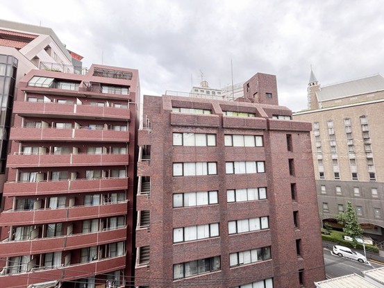 apartment 東京都渋谷区神宮前４丁目11-6　表参道千代田ビル7F