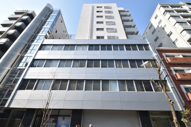 apartment 東京都渋谷区神宮前４丁目11-6　表参道千代田ビル7F