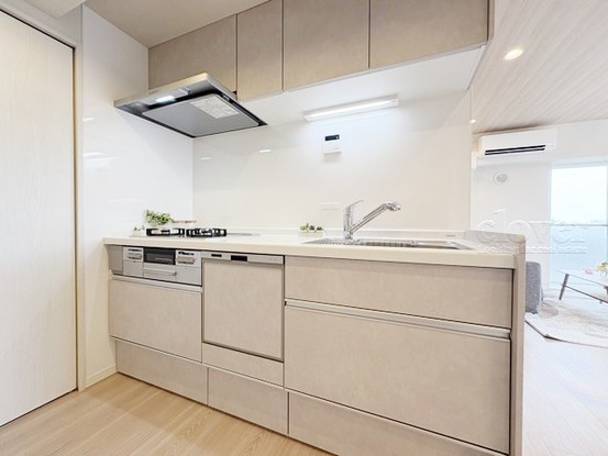 apartment 東京都渋谷区神宮前４丁目11-6　表参道千代田ビル7F