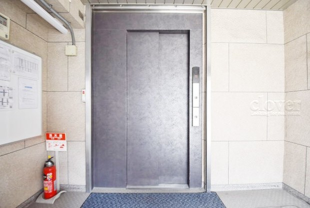 apartment 東京都渋谷区神宮前４丁目11-6　表参道千代田ビル7F