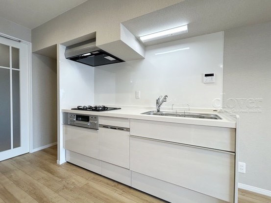 apartment 東京都渋谷区神宮前４丁目11-6　表参道千代田ビル7F