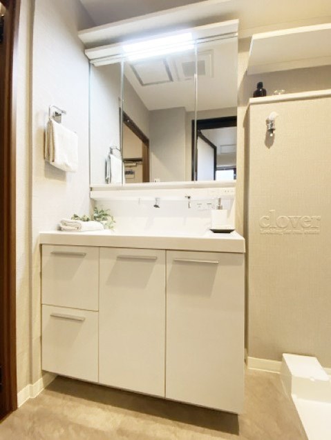 apartment 東京都渋谷区神宮前４丁目11-6　表参道千代田ビル7F