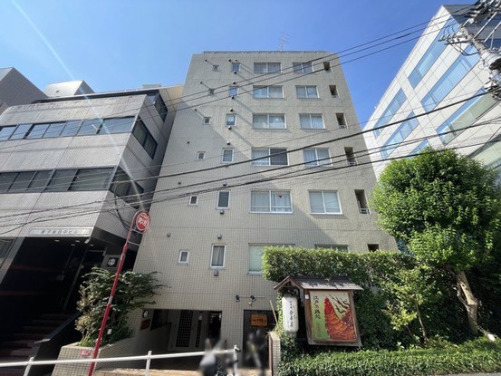 apartment 東京都渋谷区神宮前４丁目11-6　表参道千代田ビル7F