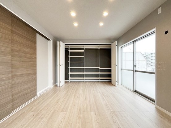 apartment 東京都渋谷区神宮前４丁目11-6　表参道千代田ビル7F