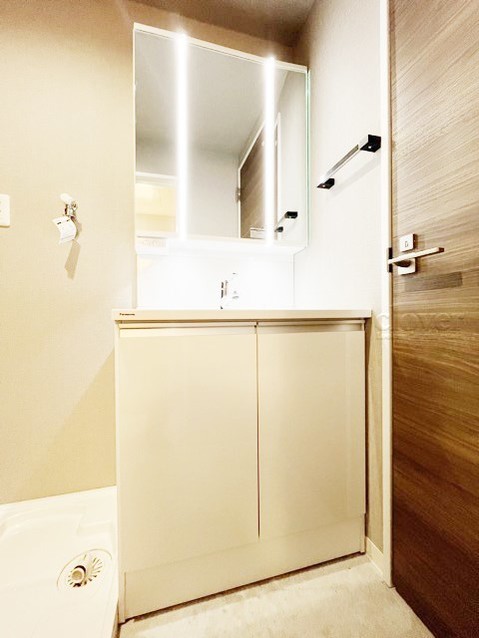 apartment 東京都渋谷区神宮前４丁目11-6　表参道千代田ビル7F