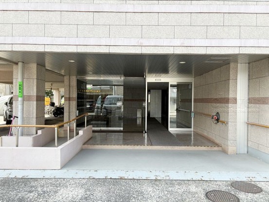 apartment 東京都渋谷区神宮前４丁目11-6　表参道千代田ビル7F